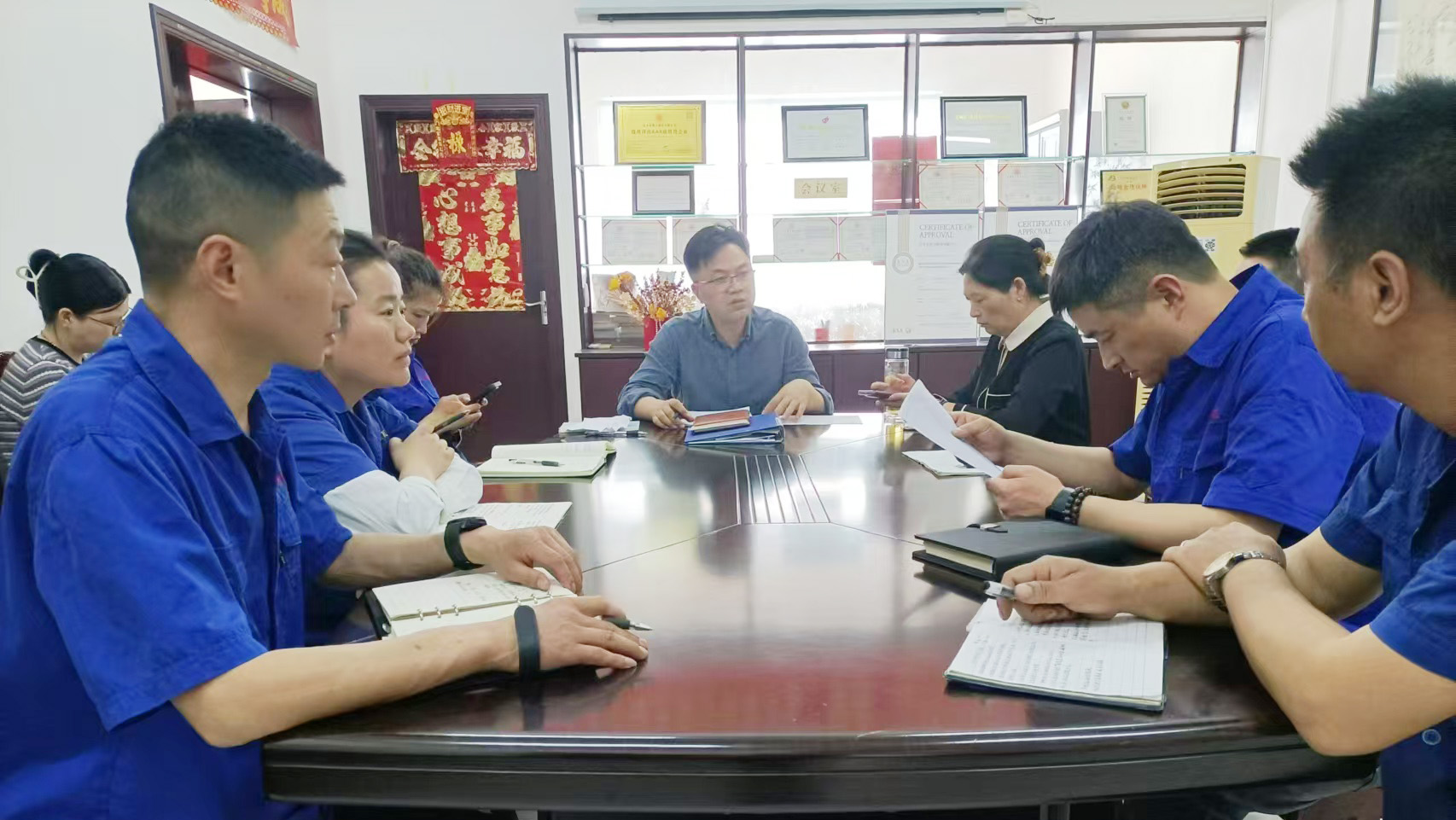 Dafeng Mingyue Bearing Bush Co. Ltd. hield zijn vijfde maandelijkse werkvergadering voor 2025
